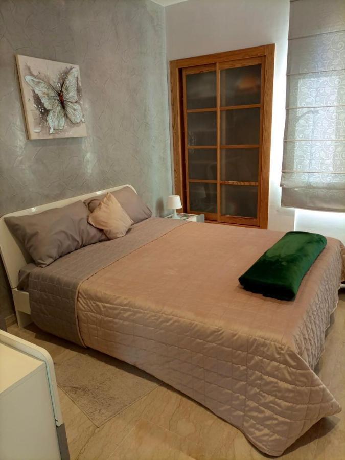 Cozy & Luxurious Apartment With Seaview Бузніка Екстер'єр фото